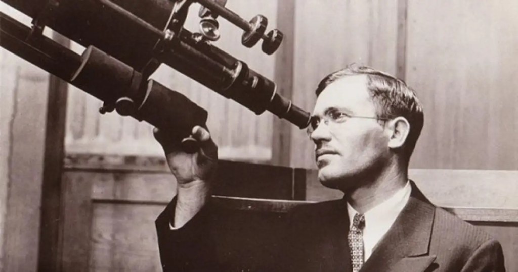 Efemèride 18 de febrer | El dia que el sistema solar es va fer més gran amb Plutó.